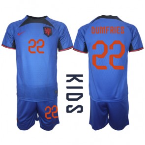 Nederland Denzel Dumfries #22 Bortedraktsett Barn VM 2022 Kortermet (+ Korte bukser)